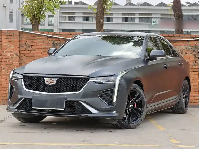 Cadillac CT4 28 T Fashion
