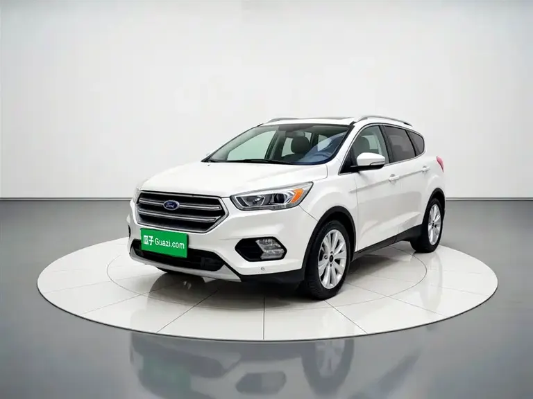 Ford Kuga EcoBoost 180 2 WD Platinum Wing