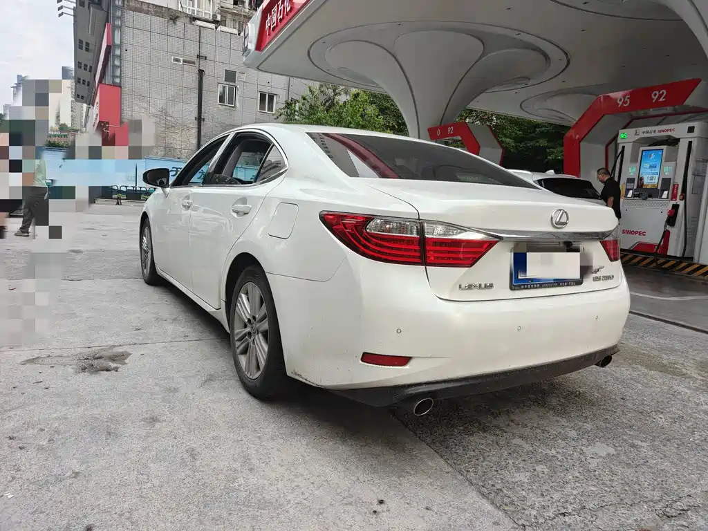 Lexus ES 250 Elite