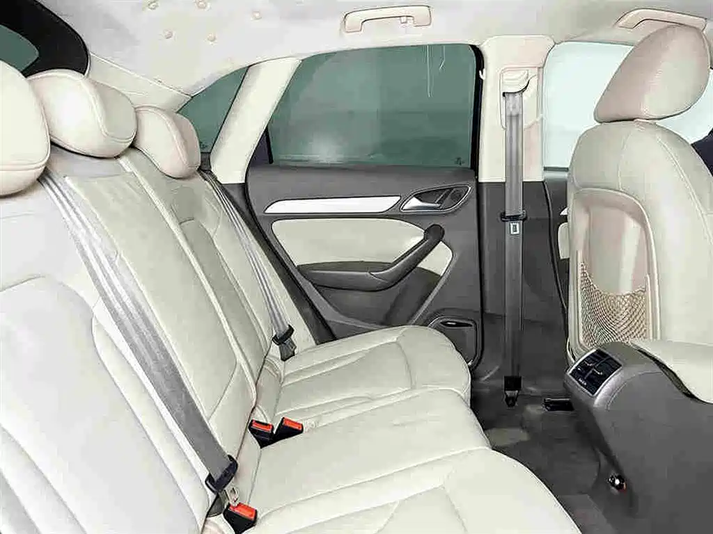 Audi Q3 40 TFSI quattro Luxury