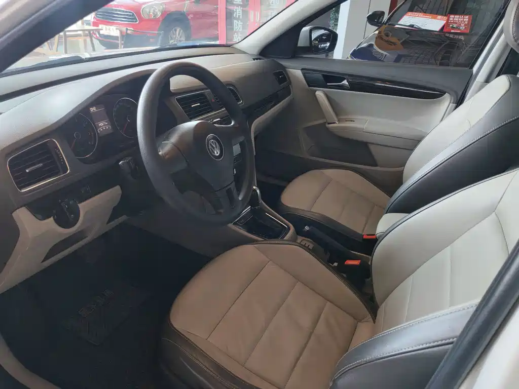 Gran Lavida 1.6 L Auto Comfort