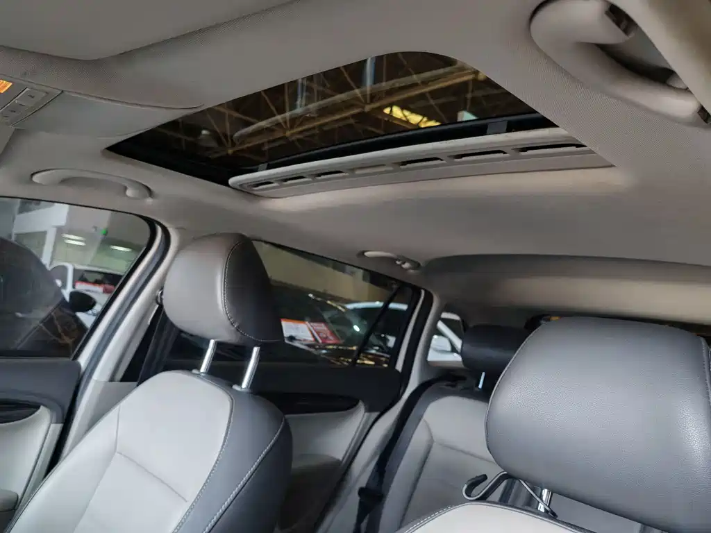 Gran Lavida 1.6 L Auto Comfort