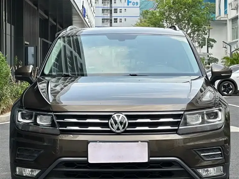 Volkswagen Tiguan L 330 TSI Auto 2 WD Luxury