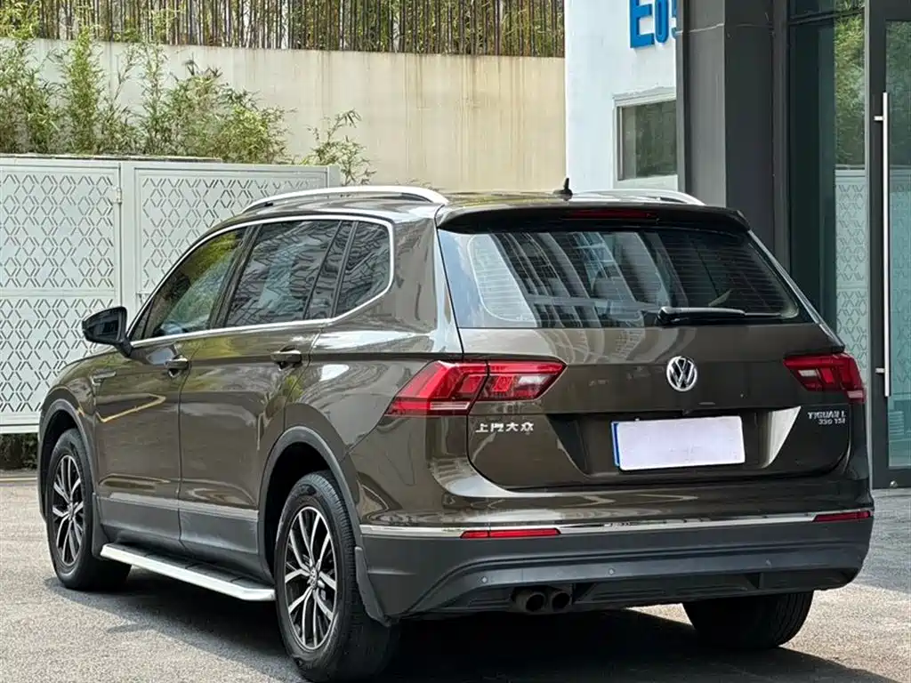Tiguan L 330 TSI Auto 2 WD Luxury