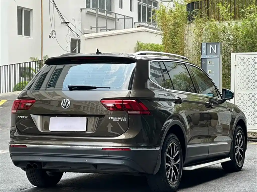 Tiguan L 330 TSI Auto 2 WD Luxury
