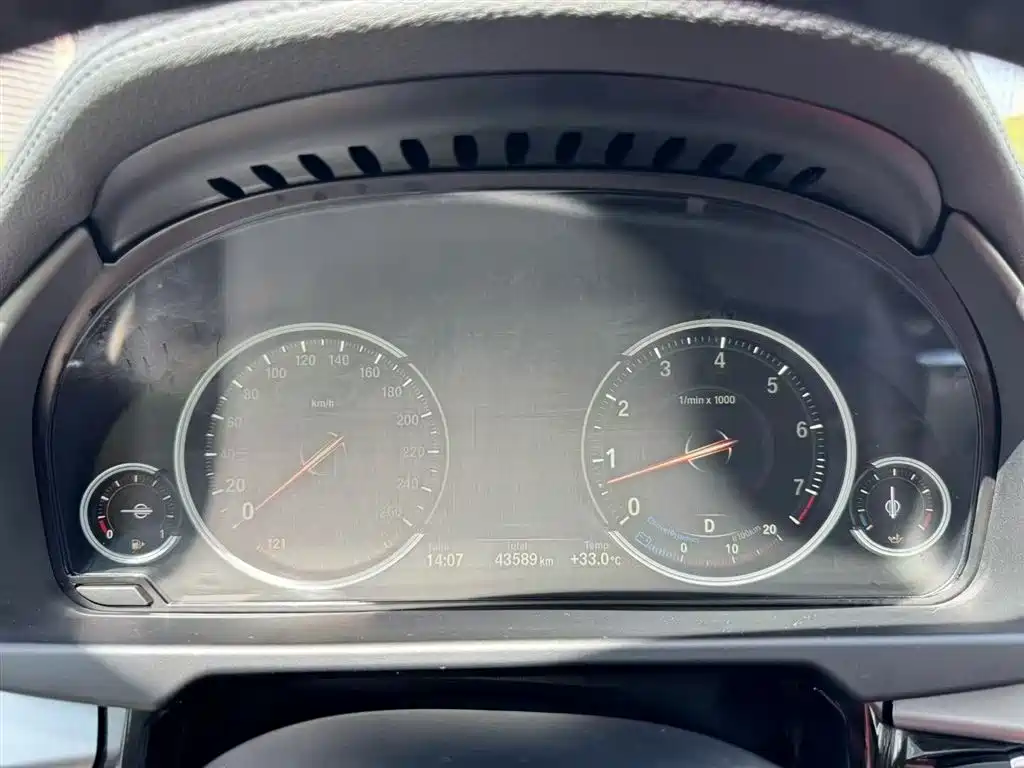 BMW X6 xDrive35 i Leading