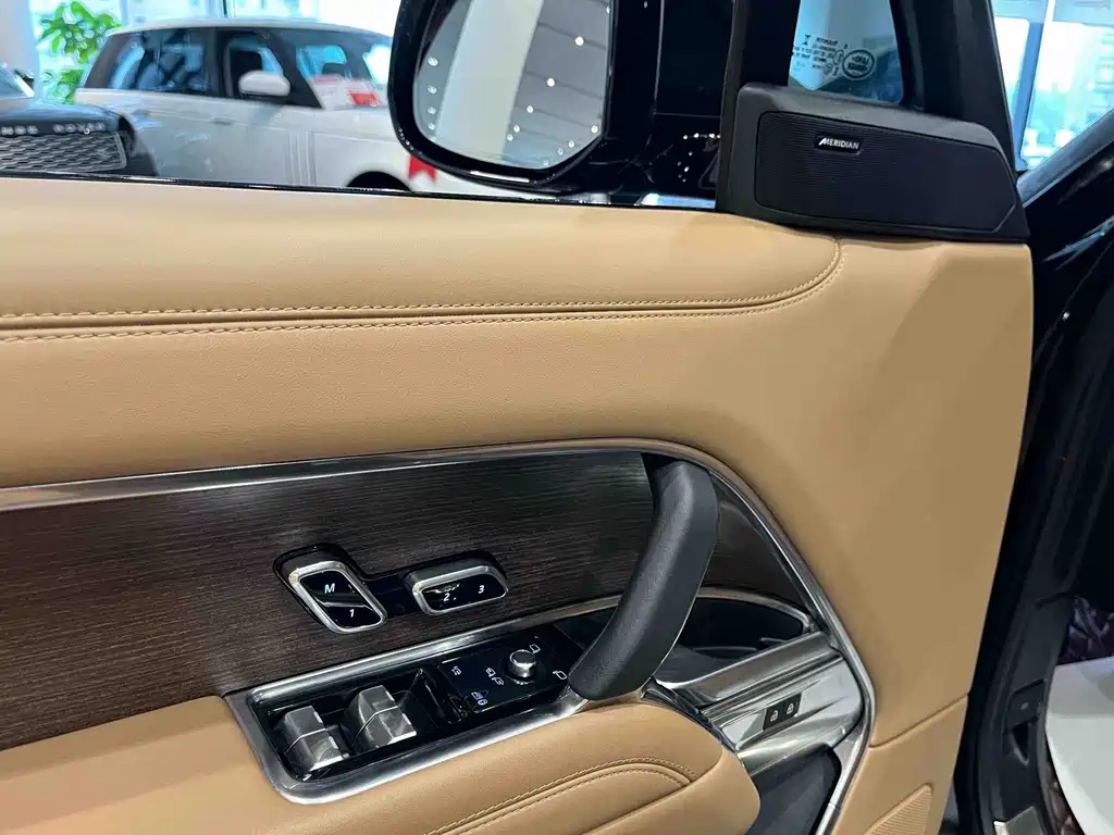 Range Rover 3.0 L6 360 PS Prosperity
