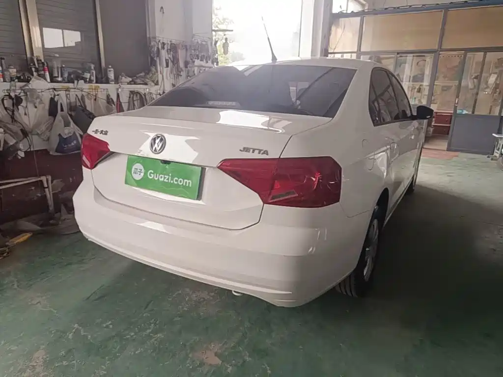 Jetta 1.4 L Manual Fashion
