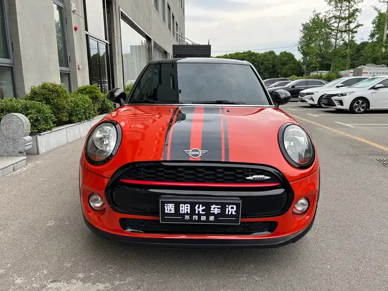 MINI 1.5 T ONE PLUS 5-door