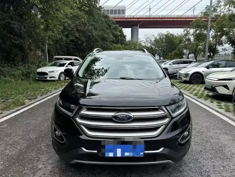 Ford Edge EcoBoost 245 2 WD Grand Sharp 7-seat
