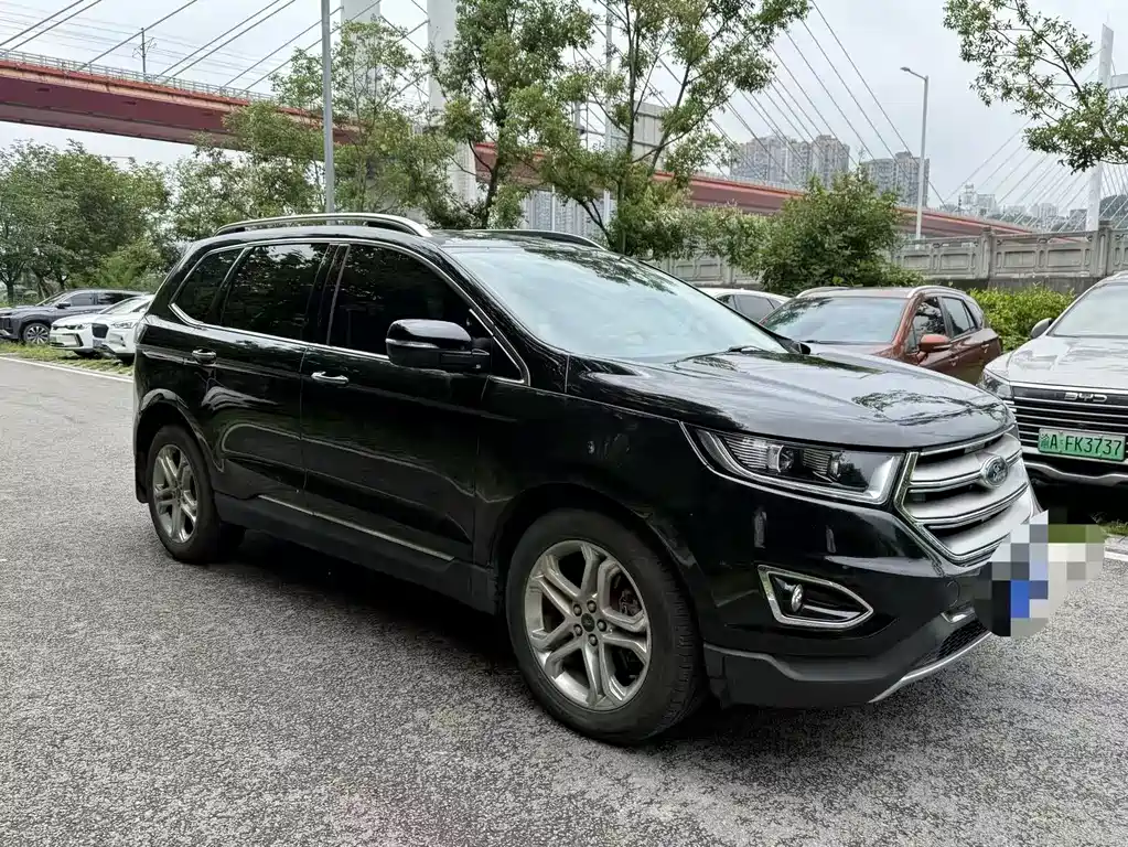 Edge EcoBoost 245 2 WD Grand Sharp 7-seat