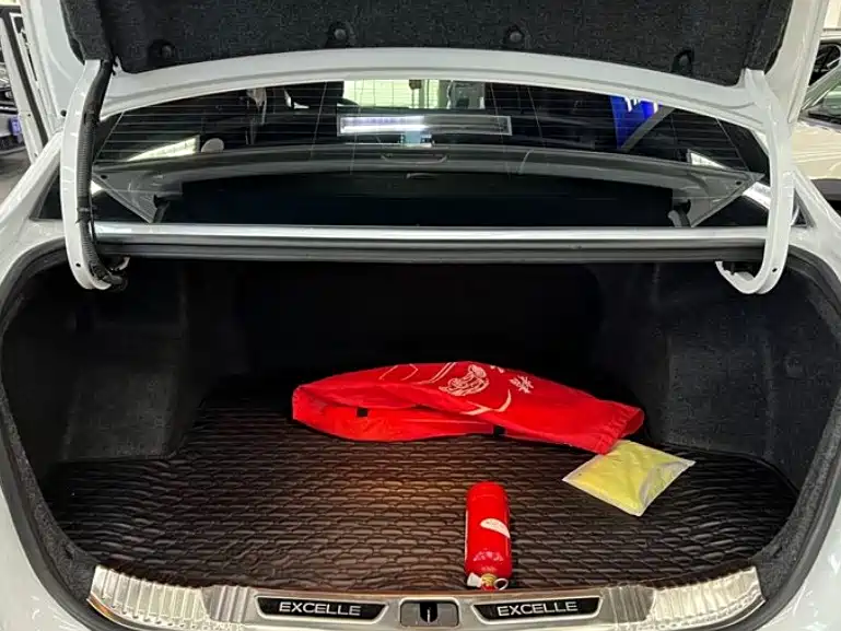 Excelle GT Exemplary 1.5 L Auto Progressive