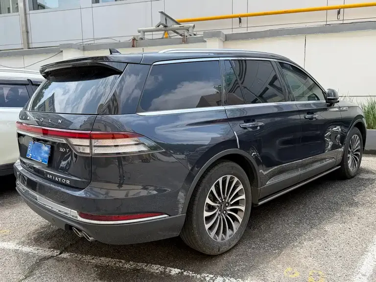 Lincoln Aviator 3.0 T V6 4 WD Graceful