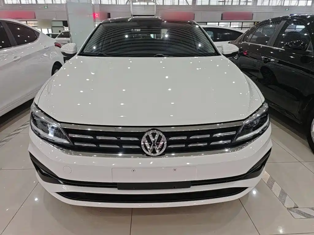 Lamando 280 TSI DSG Comfort