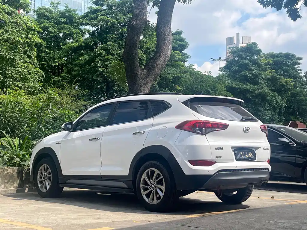 Tucson 1.6 T DCT 2 WD Intelligent