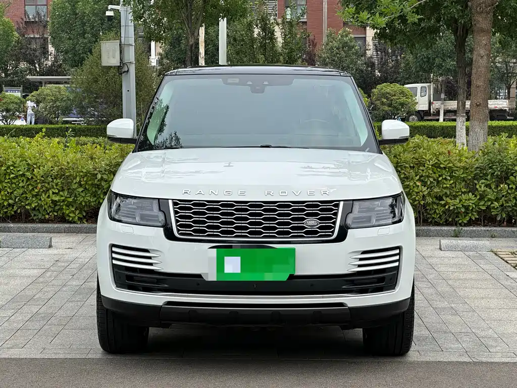 Range Rover 3.0 SC V6 Vogue Heritage Extended