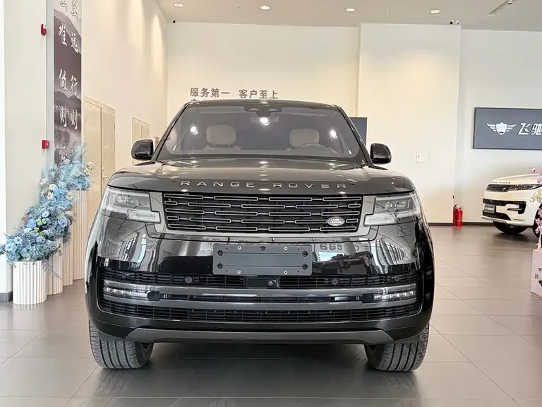Land Rover Range Rover 3.0 L6 400 PS Exemplary Extended