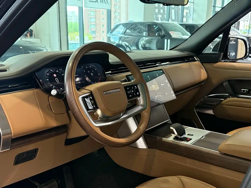 Range Rover 3.0 L6 400 PS Exemplary Extended