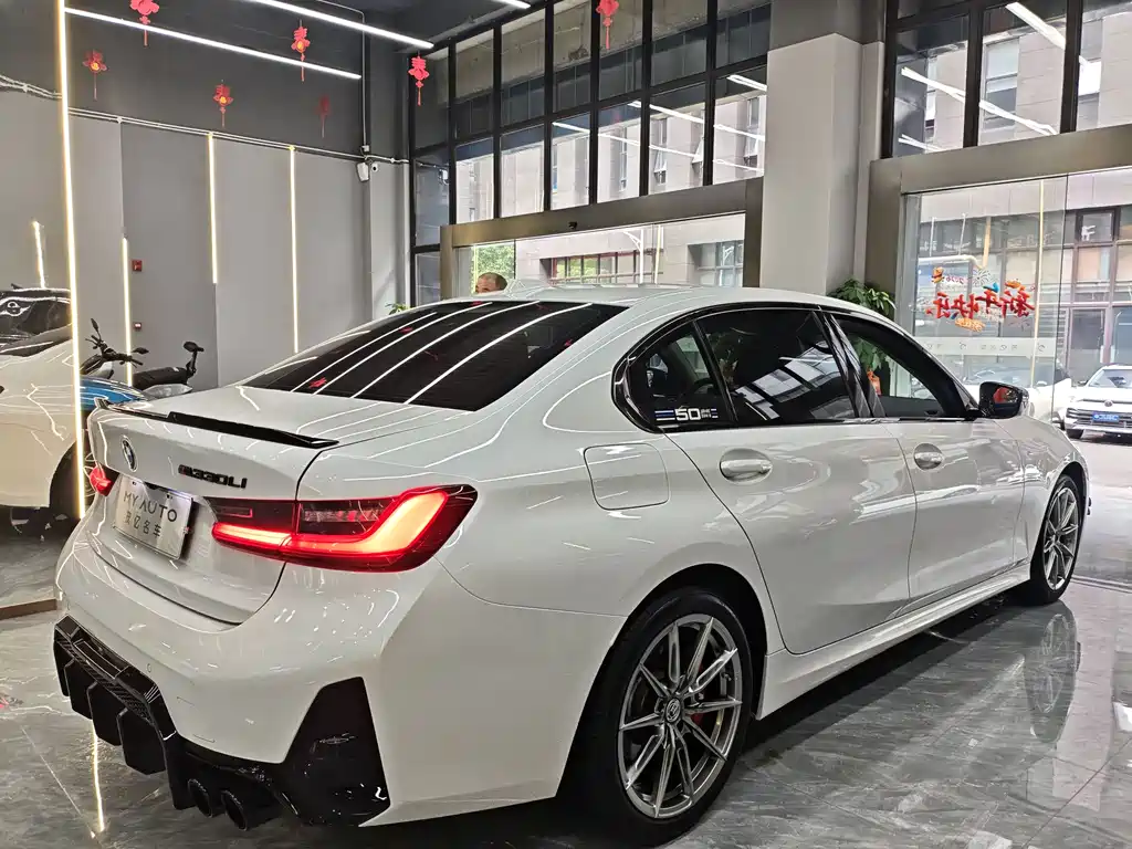 BMW 3 Series 320 Li M Sport Package
