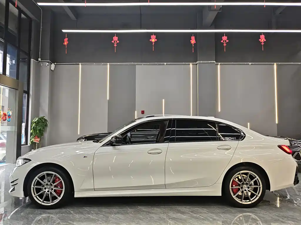 BMW 3 Series 320 Li M Sport Package