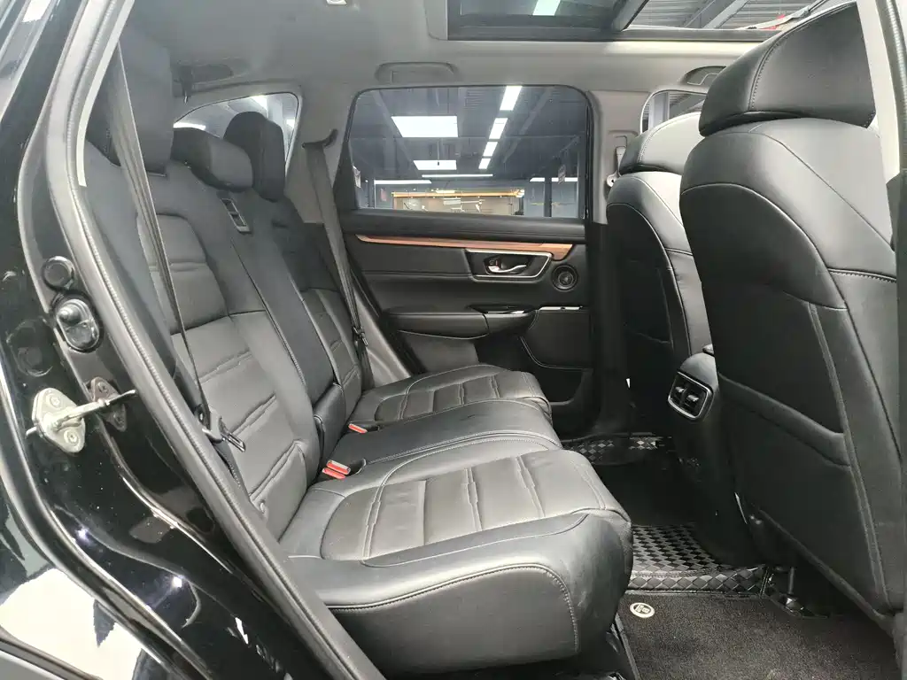 Honda CR-V 240 TURBO CVT 2 WD Style