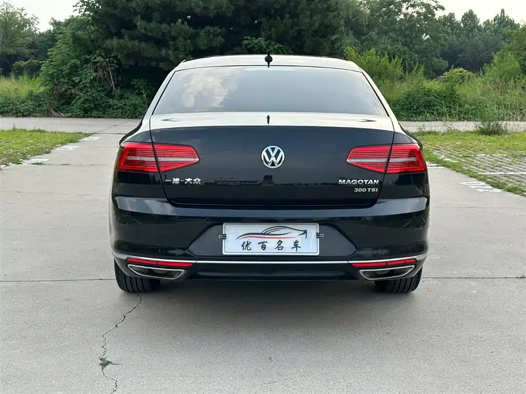Magotan 380 TSI DSG Luxury CN-VI