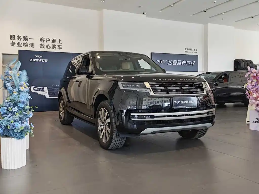 Range Rover 3.0 L6 400 PS Prosperity Extended 7-seat