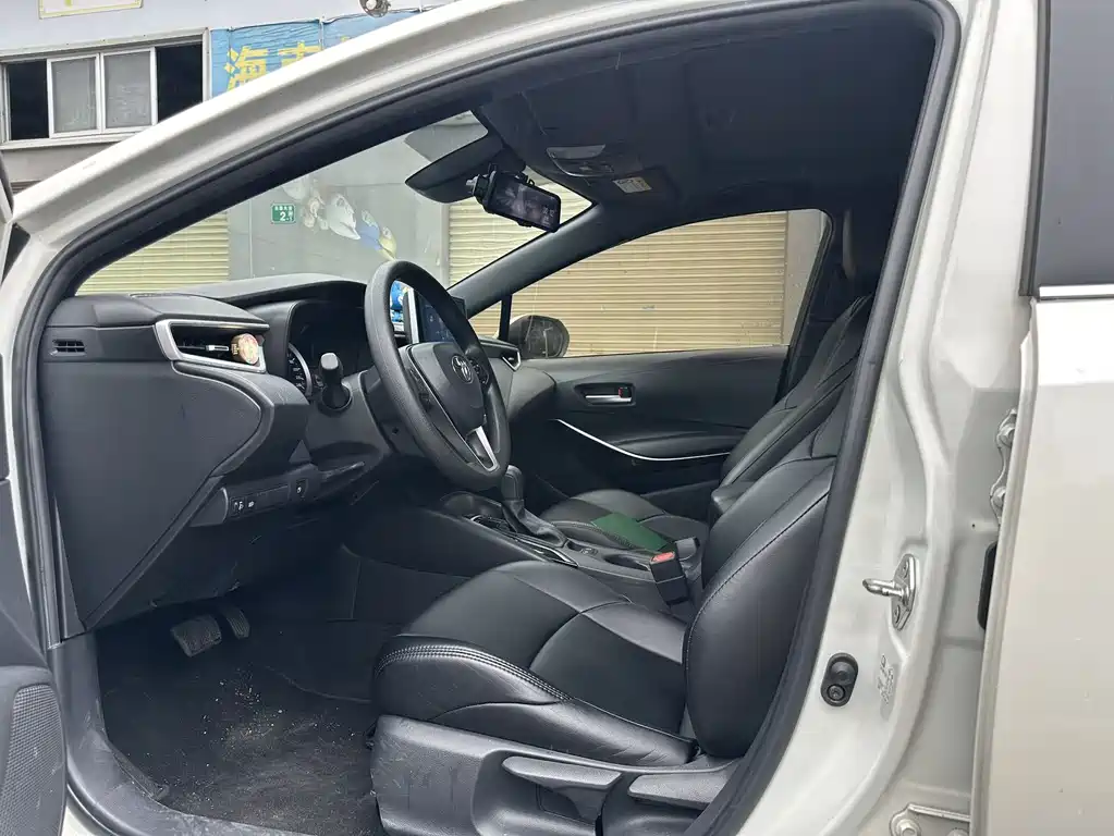 Levin Dual Engine 1.8 H E-CVT Sport CN-V