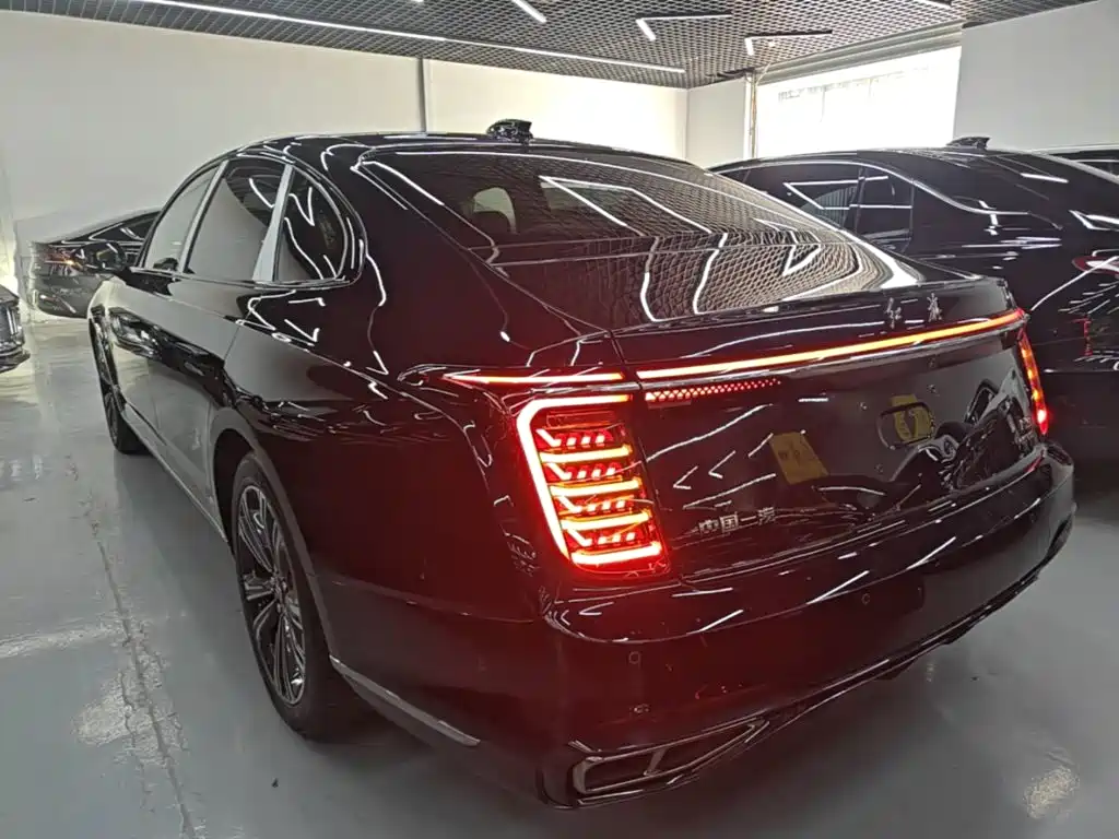 Hongqi H9 2.0 T Flagship Smooth Private Style