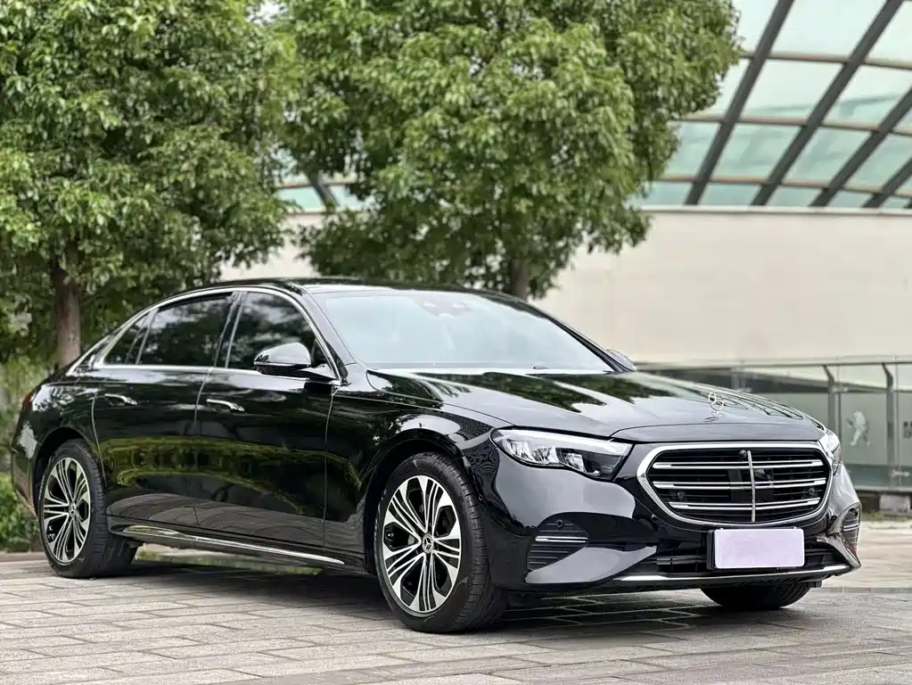 Mercedes-Benz E-Class Facelift E 300 L Luxury