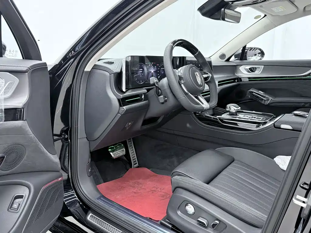 Hongqi H9 2.0 T Flagship Smooth Private Style