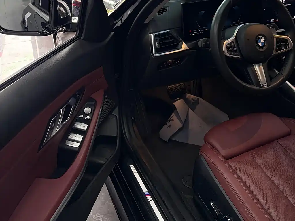 BMW 3 Series 320 Li M Sport Package