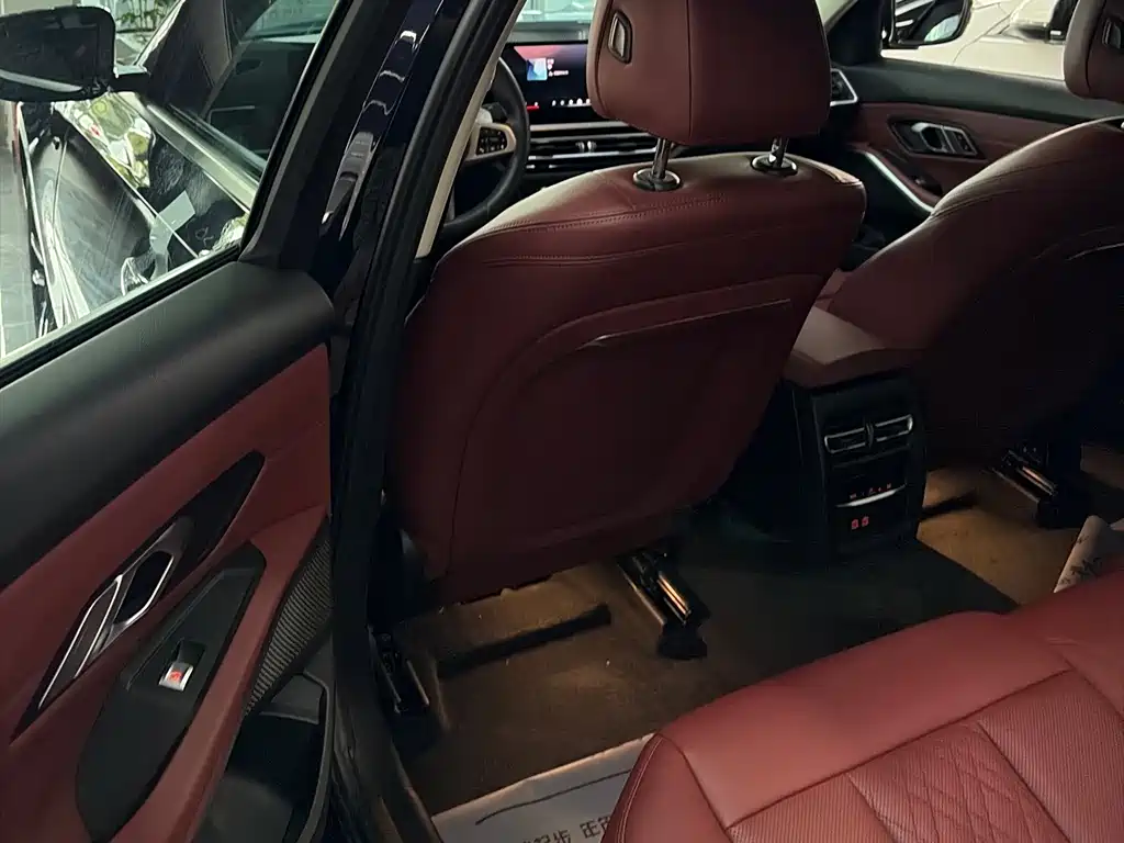 BMW 3 Series 320 Li M Sport Package