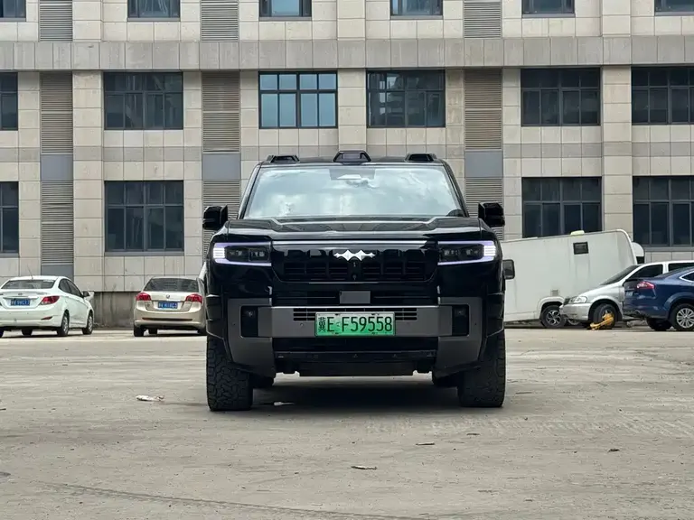 Fangchengbao Leopard 8 Brave Flagship 7-seat