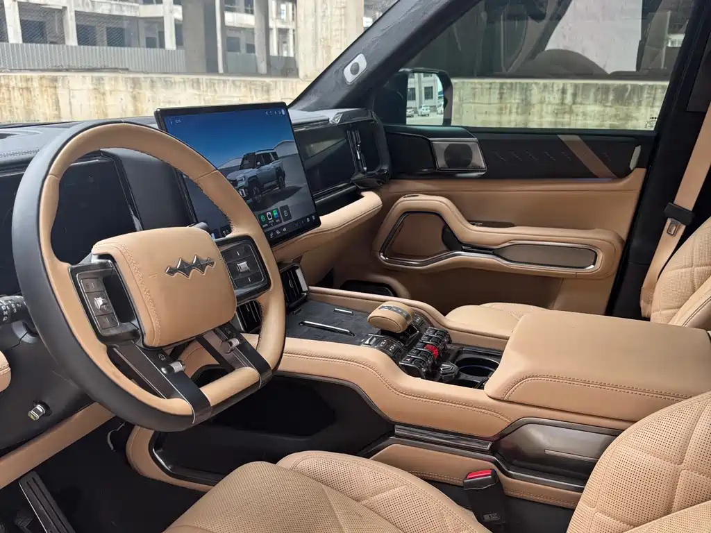 Leopard 8 Brave Flagship 7-seat