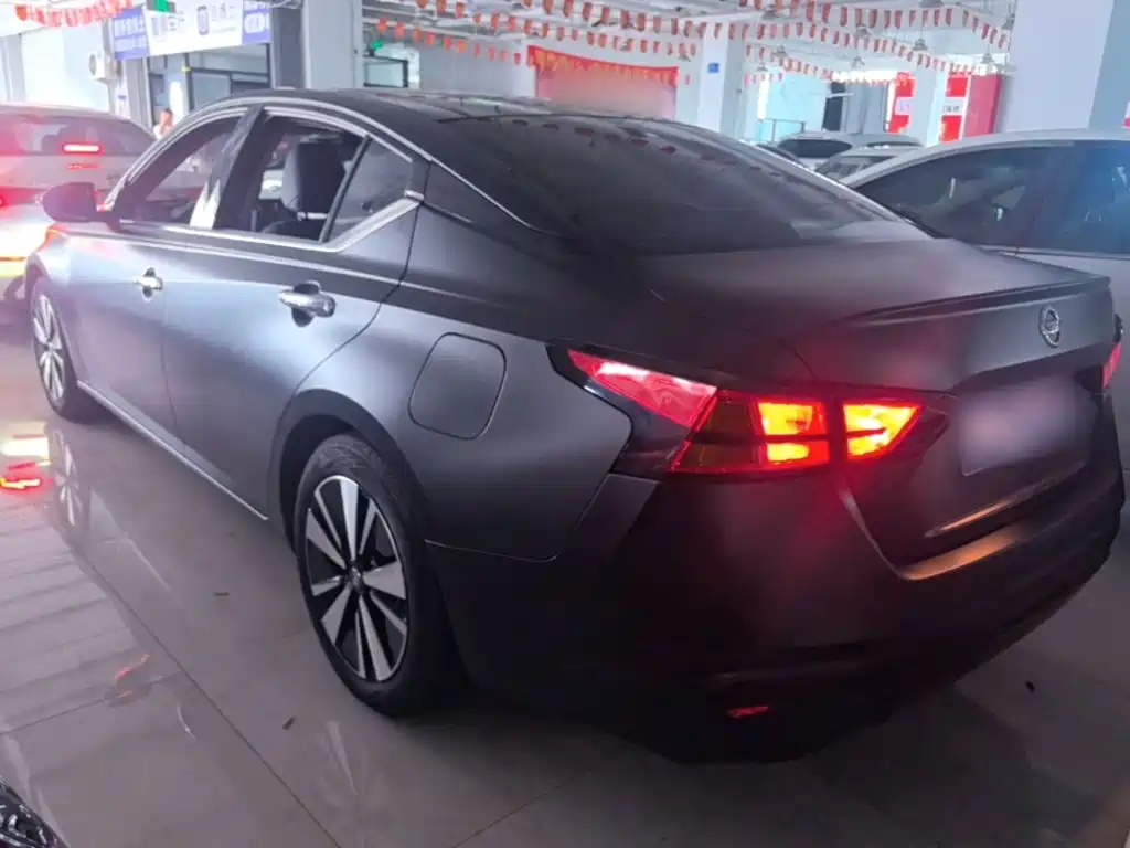 Teana 2.0 L XL Comfort