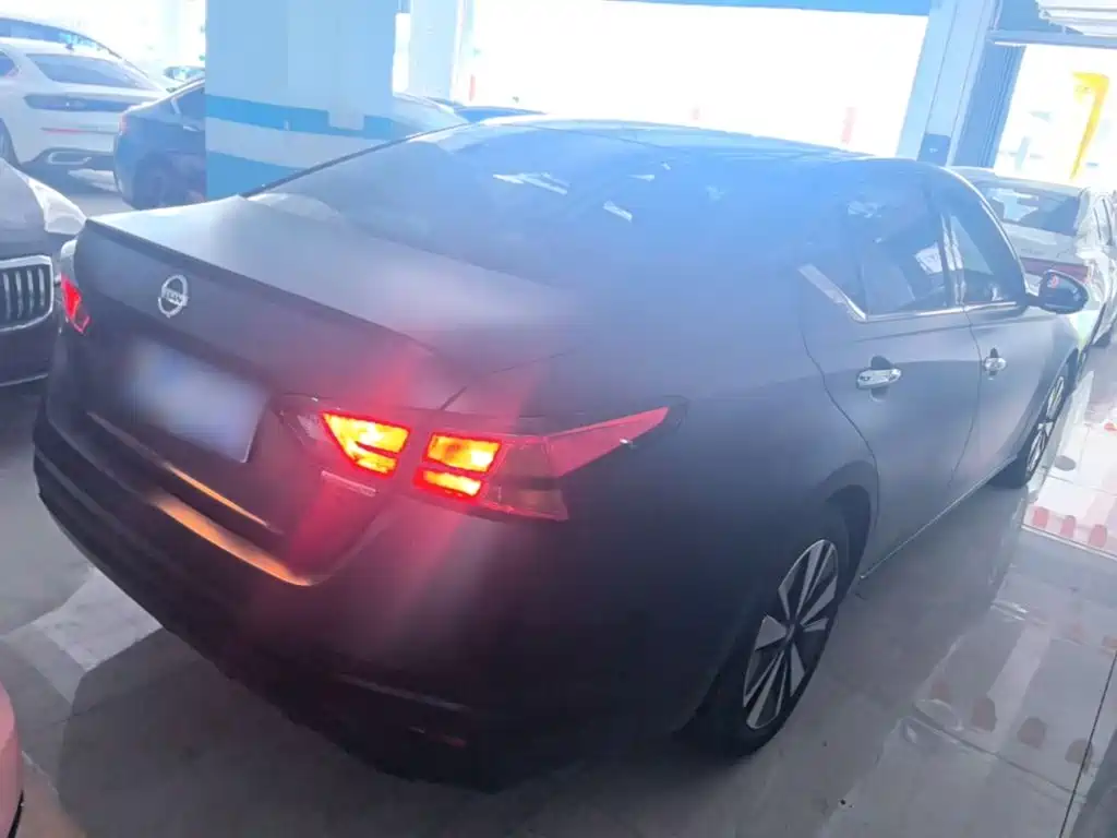 Teana 2.0 L XL Comfort