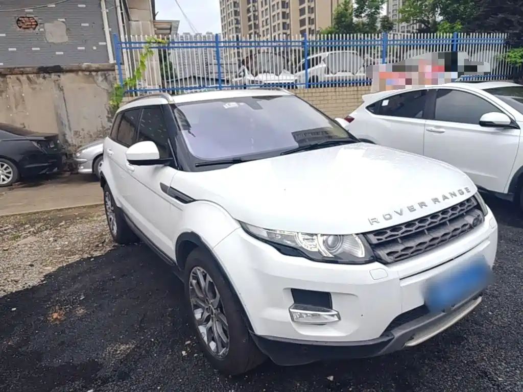 Range Rover Evoque 2.0 T 5-door Style
