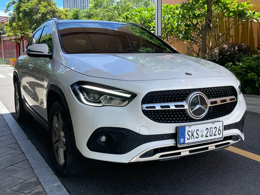 Mercedes-Benz GLA Facelift GLA 200