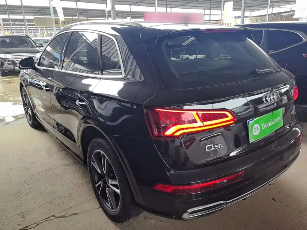 Audi Q5 L 40 TFSI Honor Enjoyment Fashion