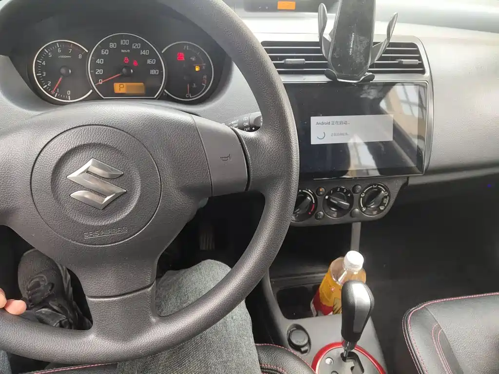 Swift 1.5 L Auto Fashion Cool Play