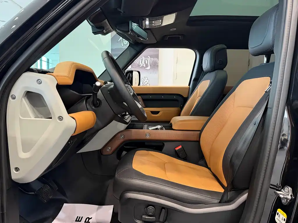 Land Rover Defender 110 3.0 T P400 X-DYNAMIC HSE