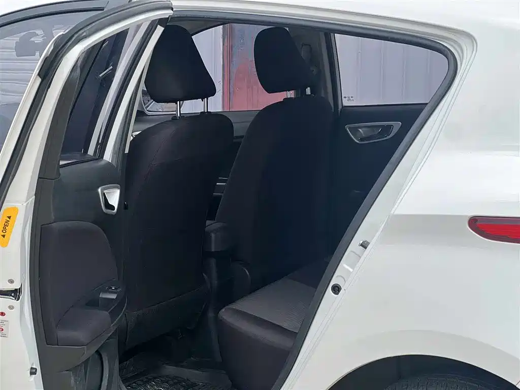 Junpai D60 骏派D60 2016款 1.5 L 手动标准型