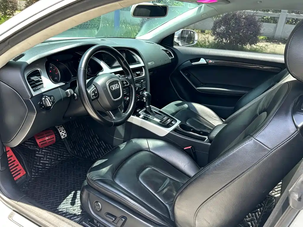 Audi A5 (Import) 奥迪A5进口 2012款 2.0 TFSI Coupe quattro