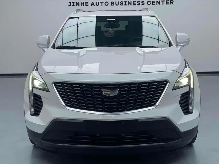 Cadillac XT4 28 T 2 WD Tech