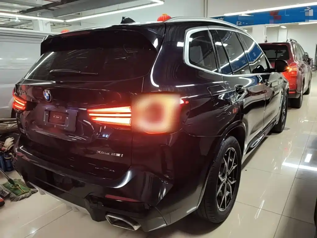 BMW X3 xDrive25 i M Sport Package