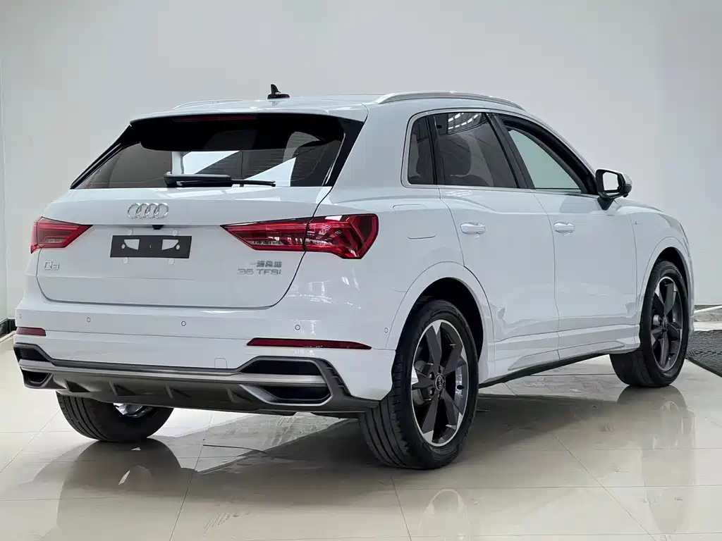 Audi Q3 35 TFSI Fashion Dynamic