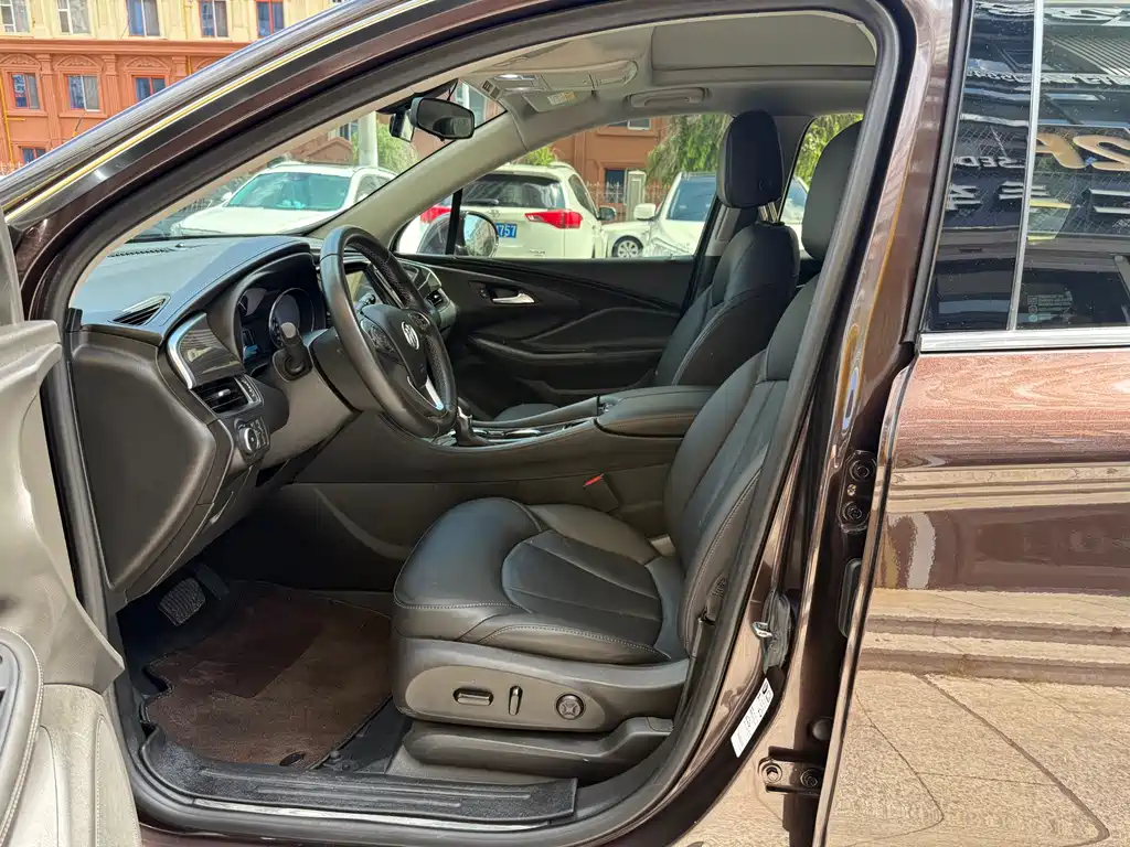 Envision Plus 20 T 2 WD Elite
