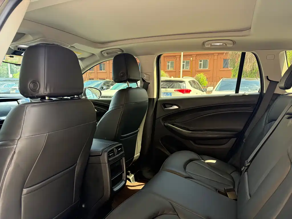 Envision Plus 20 T 2 WD Elite