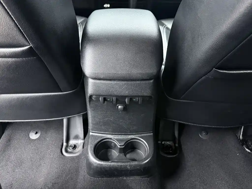 Wrangler 3.0 L Sahara 4-door Comfort Enjoyment